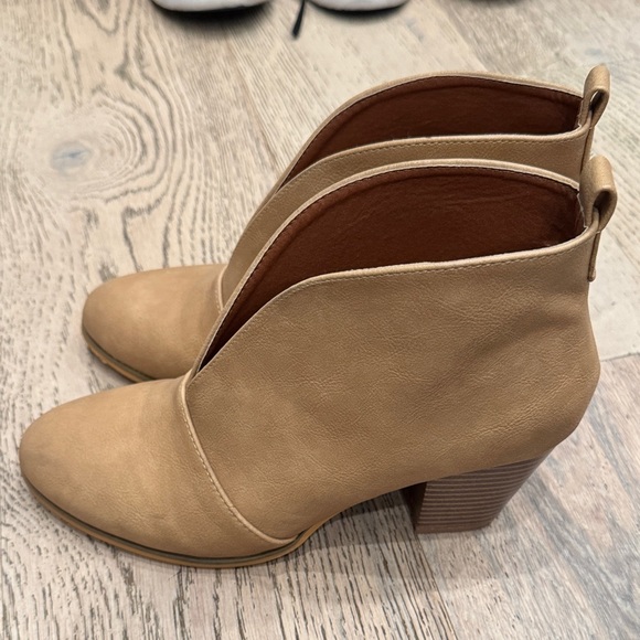 Weeboo Tan Ankle Booties for Women - Picture 4 of 5